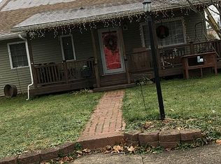 1004 Walnut St, Kenova, WV 25530