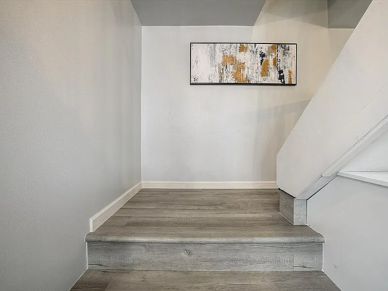1603B Wilson St — Photo 25