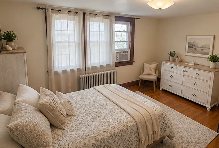 6 Raydol Ave #2 — Photo 2