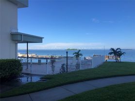 300 Woodette Dr, Dunedin, FL