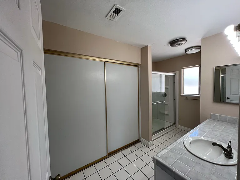 14985 Genesee Rd — Photo 29