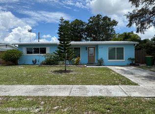 2137 Laden Rd, Melbourne, FL 32935