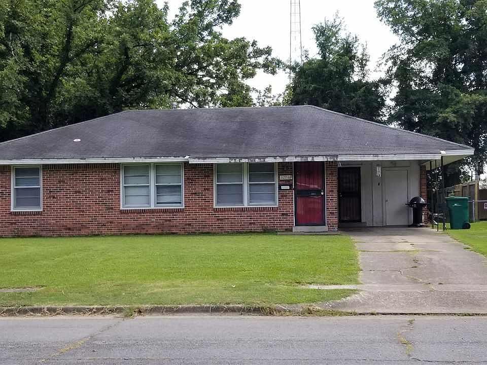 1st image of 3204 Violet Dr