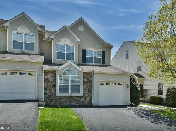108 Golf Cart Dr, Norristown, PA 19403