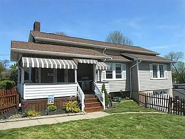 330 2nd St photo 1