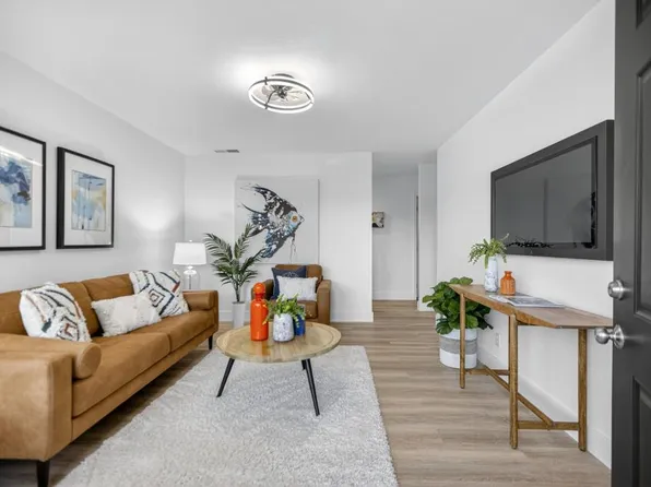 3983 Avante Way, Sacramento, CA 95826