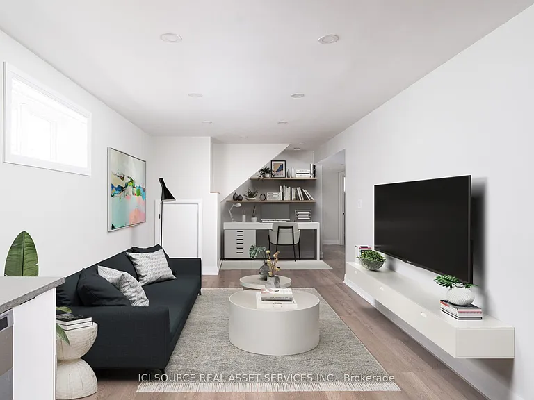 46 Louise Ln #LOWER — Photo 1