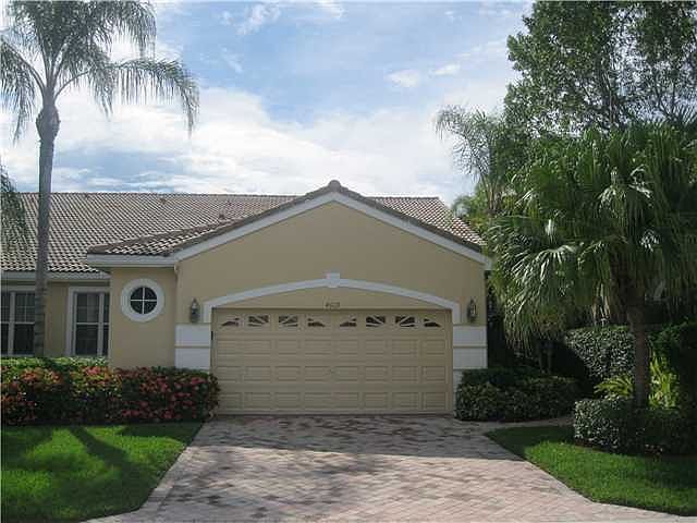 1st image of 4669 Carlton Golf Dr