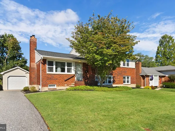 910 Starbit Rd, Towson, MD 21286