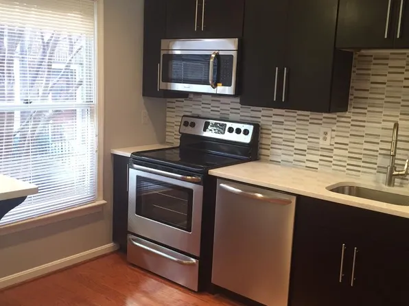 1114 N Taylor St #B, Arlington, VA 22201