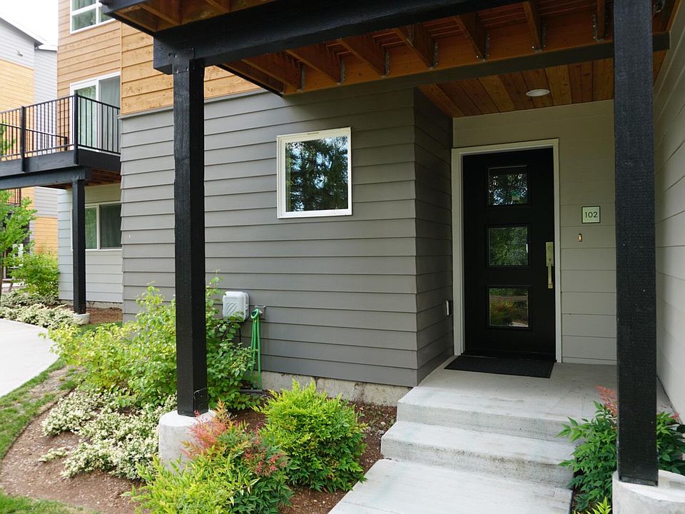 1st image of 18240 73rd Ave NE