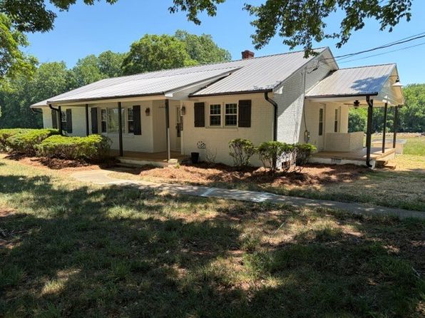 3966 Mount Hermon Rock Creek Rd