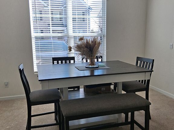 4th image of 2685 Paxton Pl