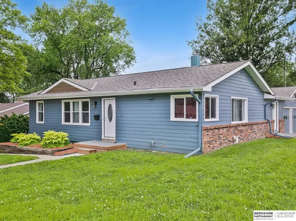 4906 S 130th St, Omaha, NE 68137