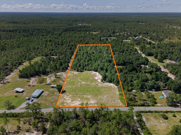 10426 Silver Lake Rd, Fountain, FL 32438
