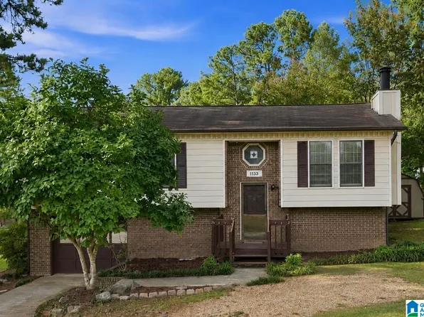 1133 Thompson Rd, Alabaster, AL 35007