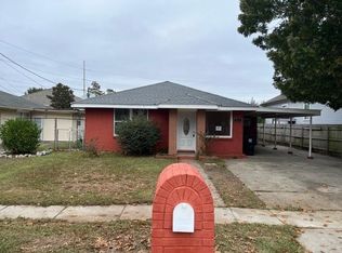211 W Saint Avide St, Chalmette, LA 70043