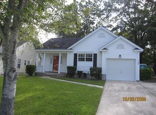 126 Stonehurst Dr, Goose Creek, SC 29445