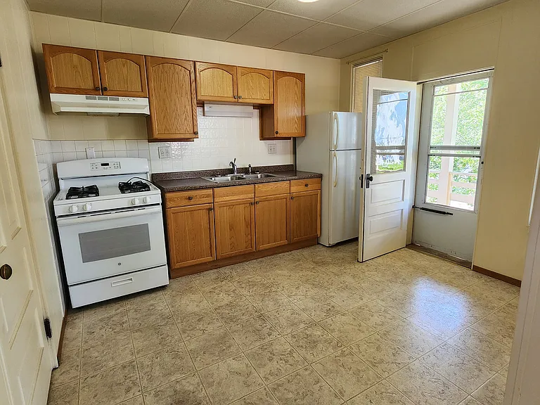 1101 Vermont St #1/2 — Photo 5