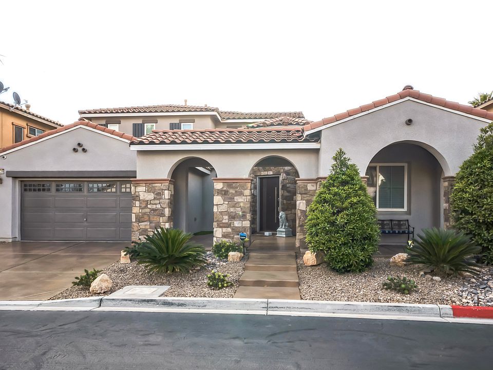 1st image of 12129 Vista Linda Ave