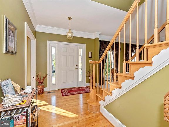 3rd image of 9708 Woodfield Ct