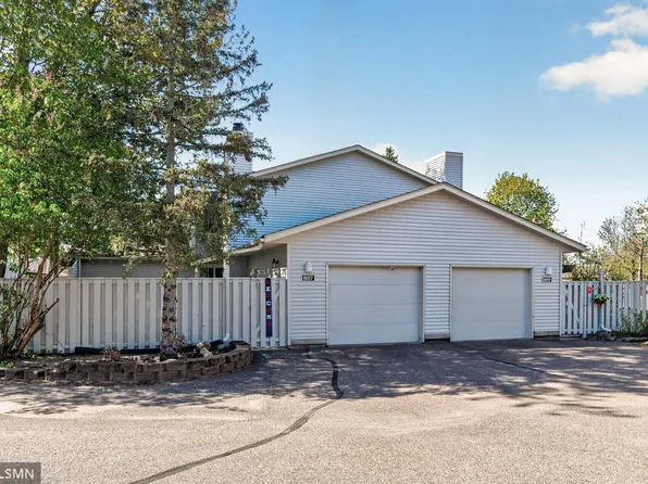 897 Monterey Dr, Shoreview, MN 55126