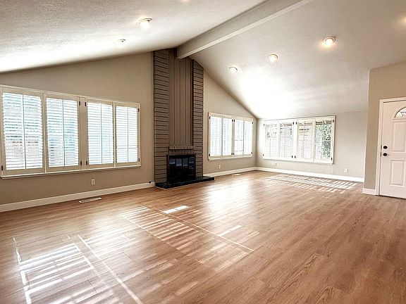 2nd image of 4398 N Spoonwood Ct