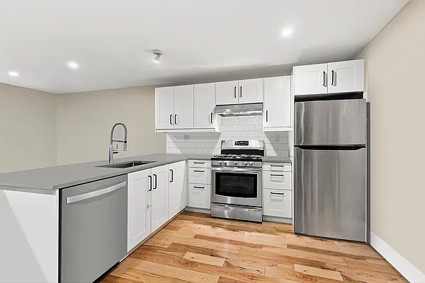 Rented by Douglas Elliman | media 8