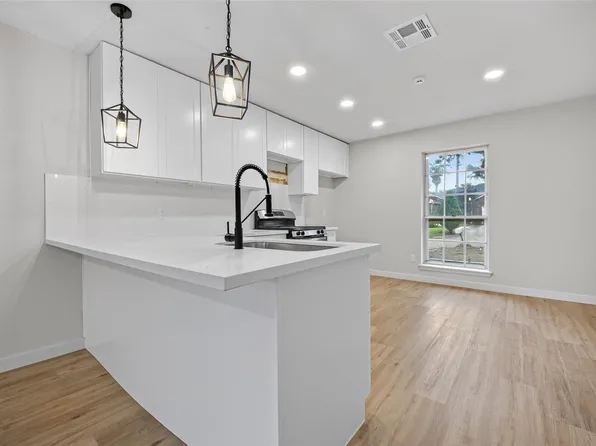23123 Cranberry Trl, Spring, TX 77373