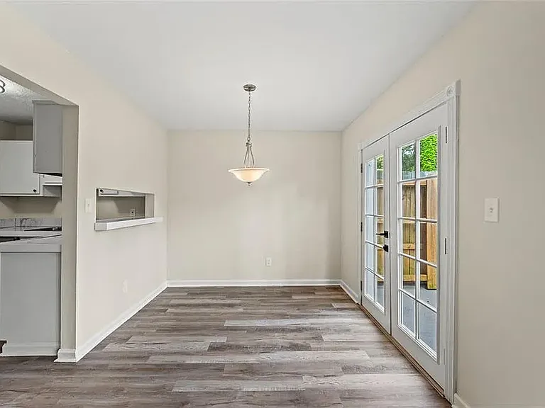 259 Country Club Dr — Photo 9