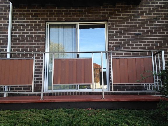 3rd image of 421 Bloomfield Ave #D1-103