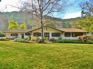 29863 Palomares Rd, Castro Valley, CA 94552