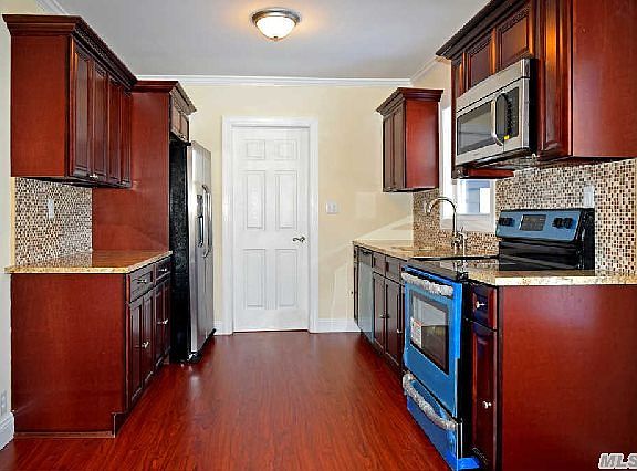 4th image of 34 Homestead Ave
