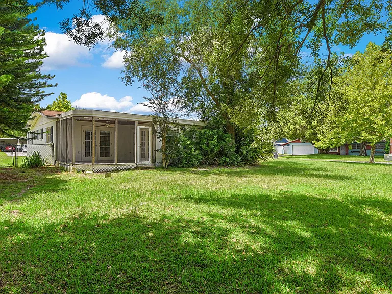 2107 Brookview Dr — Photo 28