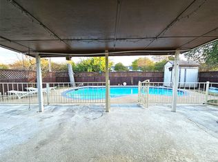 6208 Brookside Dr, Watauga, TX 76148