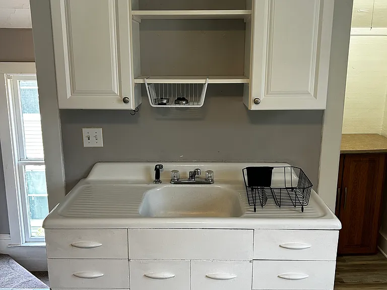 729 College Ave NE #2 — Photo 8