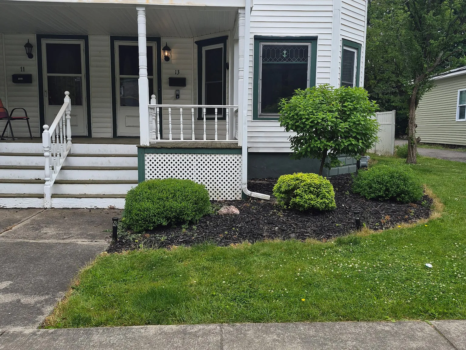 3 bed, 1.5 bath, 1920 sqft, $1,995 — Photo 2