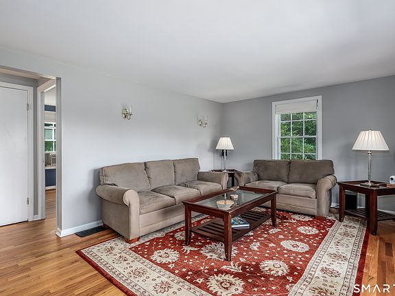 3rd image of 7 Parmalee Park Place