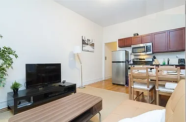 Rented by ER (DO NOT USE)