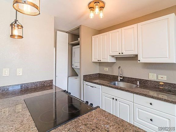4th image of 320 Liliuokalani Ave APT 1702