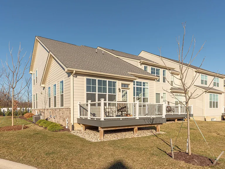 3341 Roseford Blvd — Photo 52
