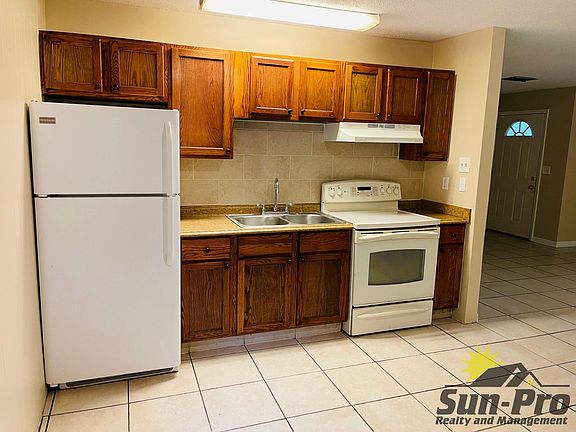 4th image of 323 Cavanah Dr #D