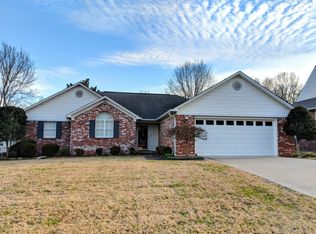 28 White Oak Cir, Searcy, AR 72143