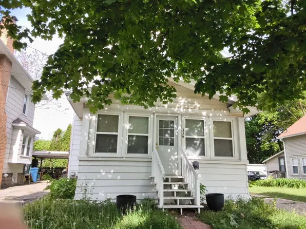 336 N Fairview Ave, Lansing, MI 48912