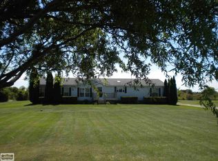 10673 E Lambs Rd, Memphis, MI 48041