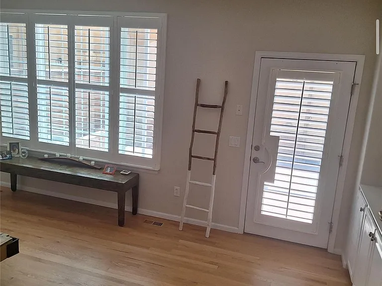 624 Green Ash St #G — Photo 11