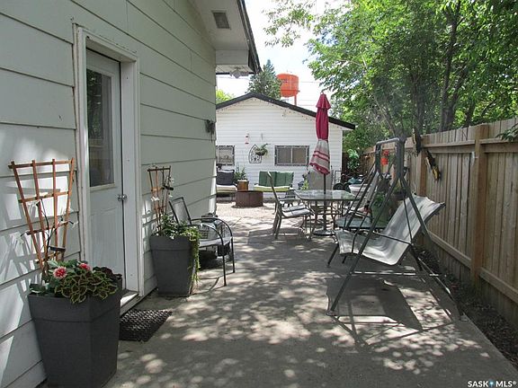 2nd image of 508 1st AVENUE W