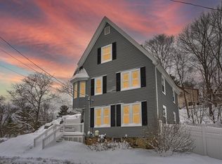 4 Lee St, Wakefield, MA 01880