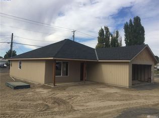 123 N Burke Ave, Connell, WA 99326