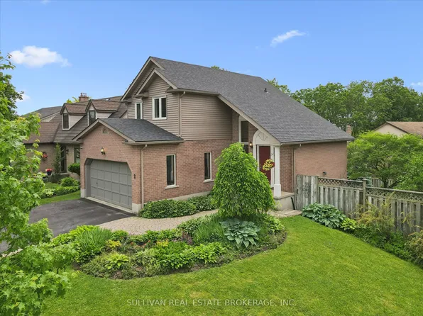 2 Deerchase Ct, Guelph, ON N1G 3X5